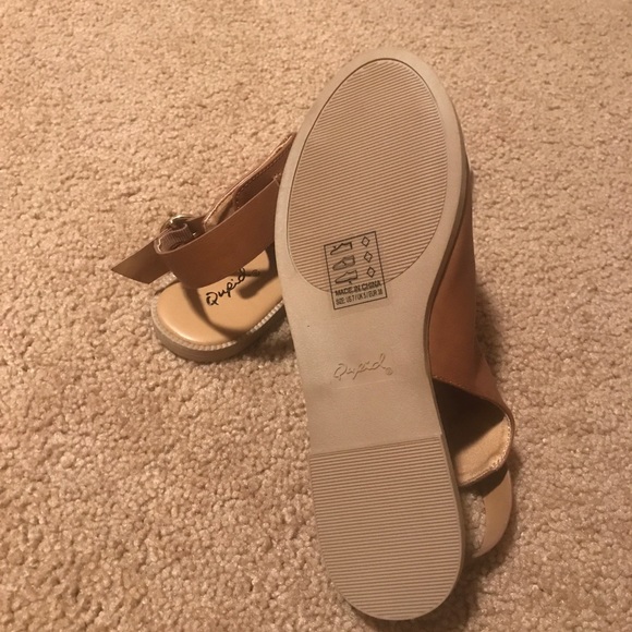 Sandals - Picture 3 of 3